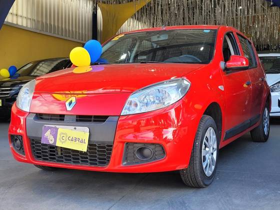 RENAULT SANDERO 1.0 EXPRESSION 16V FLEX 4P MANUAL RENAULT SANDERO 1.0 EXPRESSION 16V FLEX 4P MANUAL